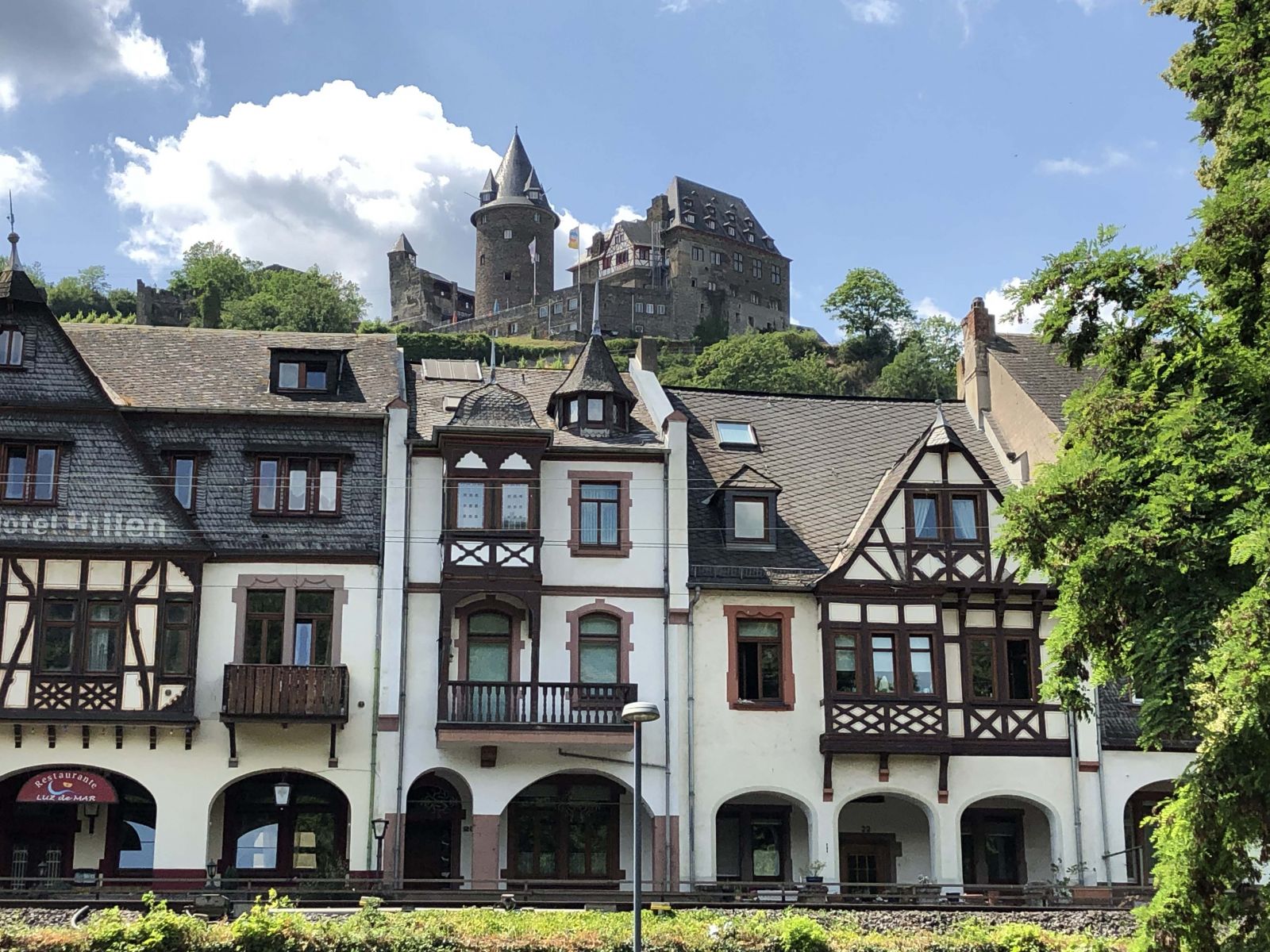 Castles everywhere defending the important waterway